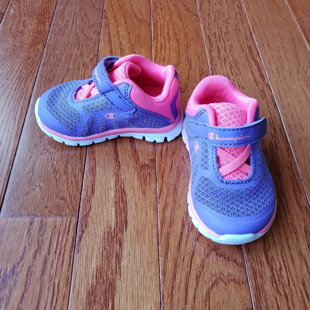 Champion baby shoes